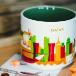 Krus qatar skrift med Qatar på
